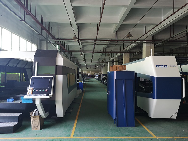 如何选择光纤激光切割机厂家