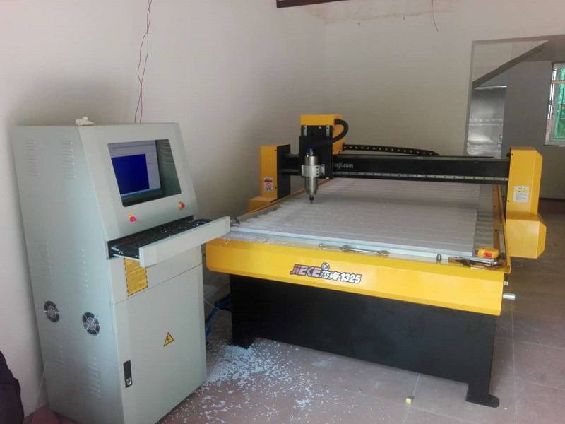 1325玻纤板雕刻机一般有多重